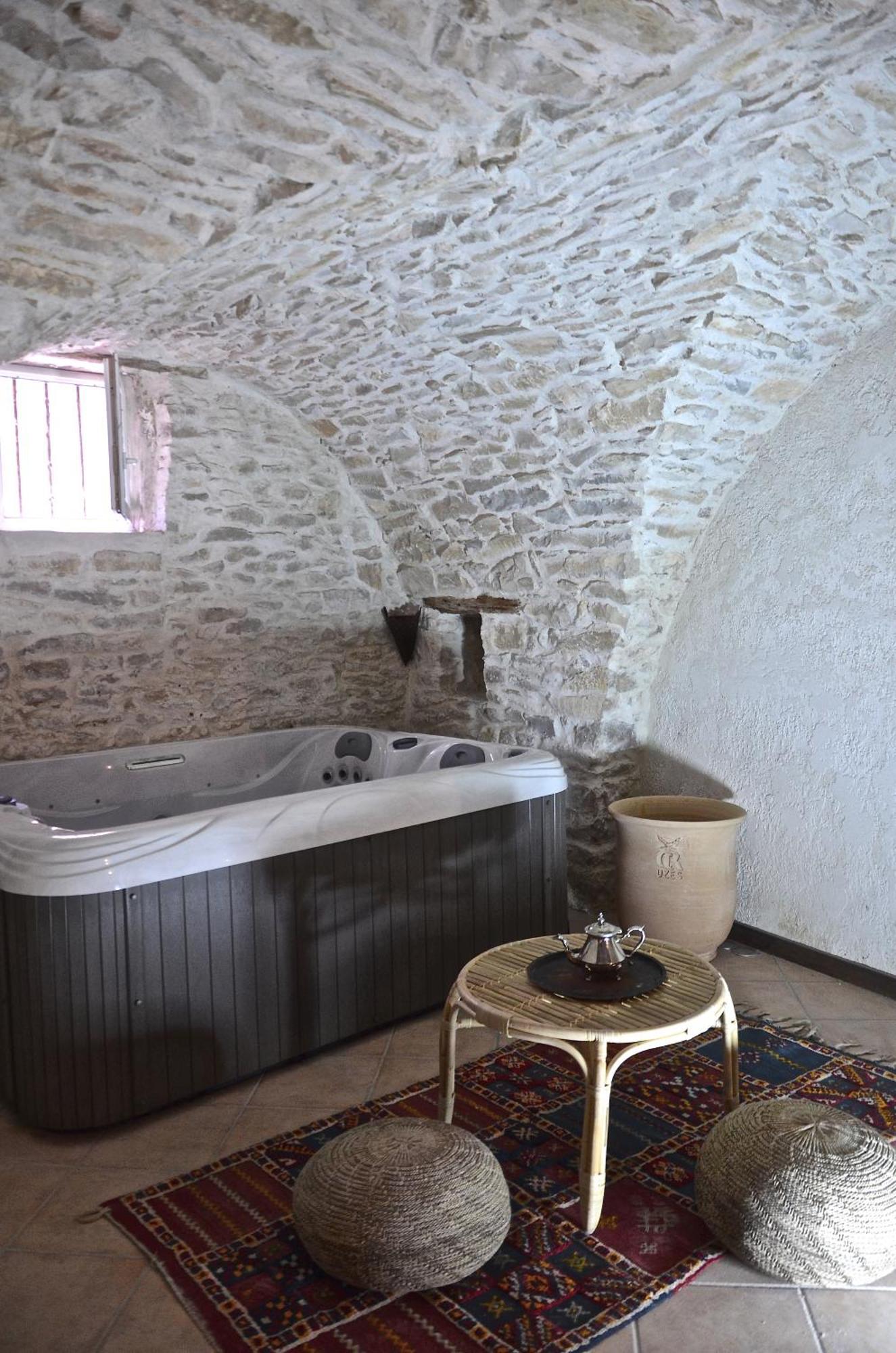 مبيت وإفطار Lirac Locus Amoenus المظهر الخارجي الصورة